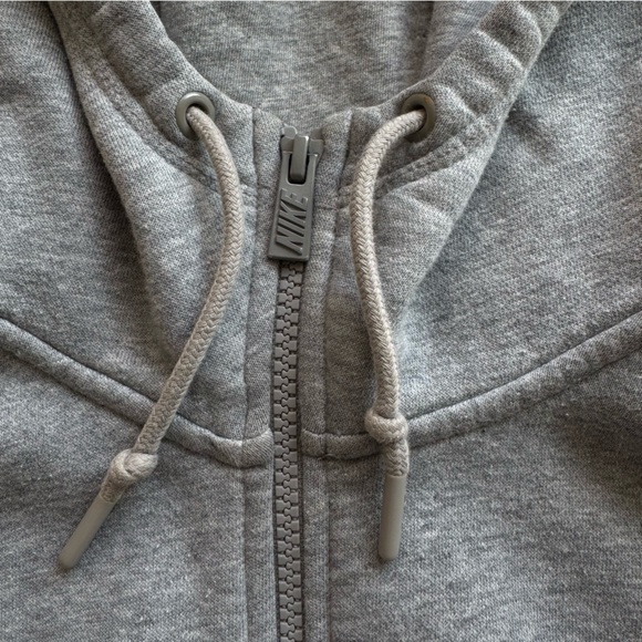 Nike Tech Grey Zip Hoodie Athleisure Sportswear Gym Streetwear Casual Sweater - Picture 4 of 10